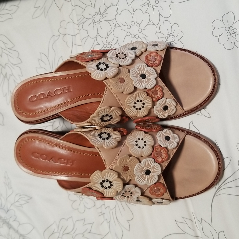 Coach tea rose leather mule size 7.5